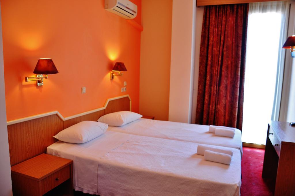 Iniohos Hotel Delphi Exterior photo