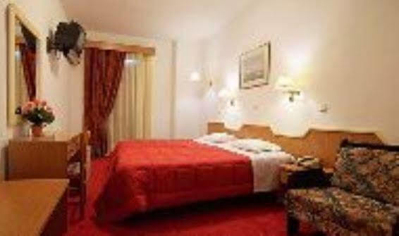 Iniohos Hotel Delphi Exterior photo