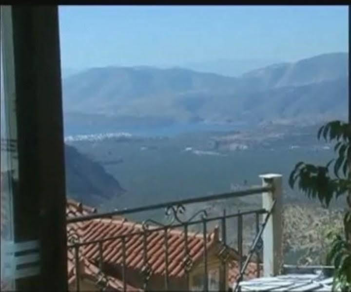 Iniohos Hotel Delphi Exterior photo